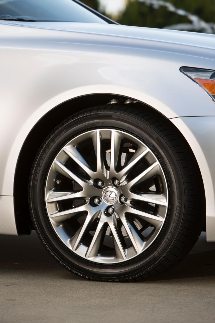  Lexus LS460 2013 года  (фото 84 из 111)